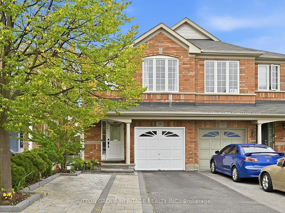 29 Tozer Cres