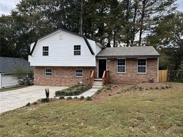 6929 Apache Ln, Riverdale, GA 30274