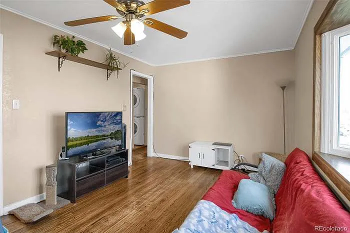 1585 S Umatilla St — Photo 13