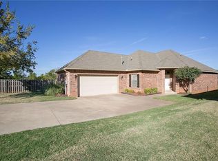 829 Prairie Dunes Way, Edmond, OK 73003