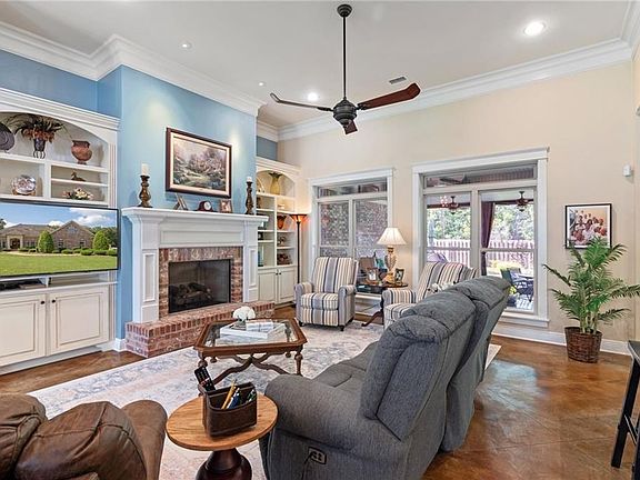 3rd image of 3471 Riverview Oaks Ct