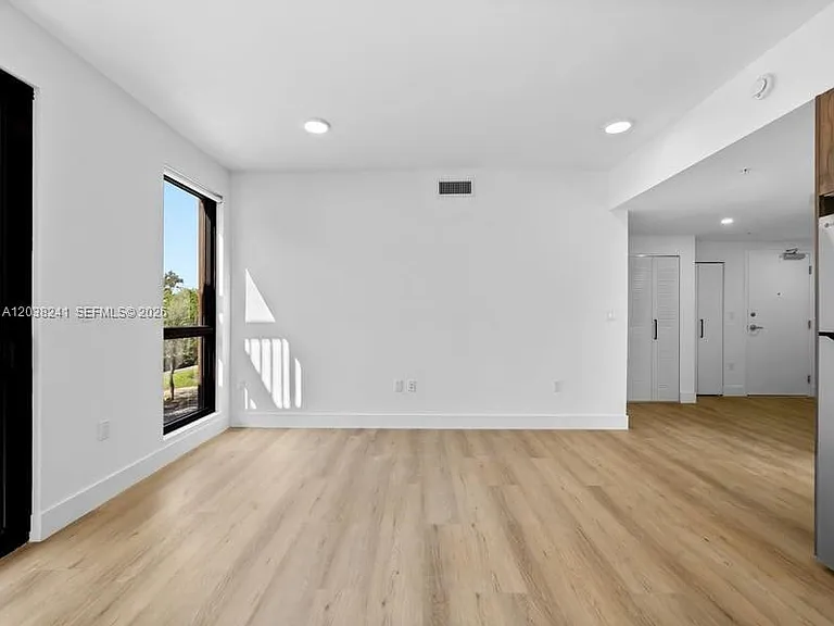 2479 NE 192nd St #308 — Photo 23