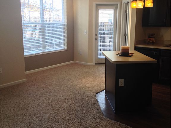 2nd image of 727 Worthington Woods Blvd Ste 209