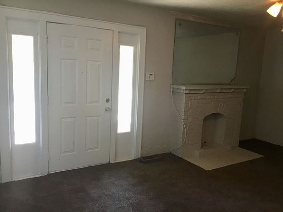 3rd image of 2134 Hardin Dr