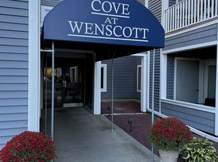 1800 Douglas Ave APT 124, North Providence, RI 02904