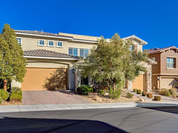 3rd image of 374 Capistrano Vistas St