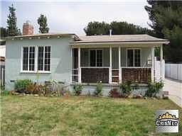 5th image of 3229 Montrose Ave
