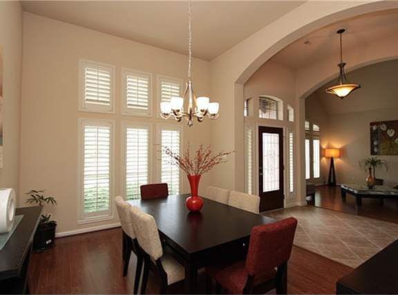 4th image of 8218 Groveland Hills Dr