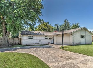8300 NW 34th Ter, Bethany, OK 73008