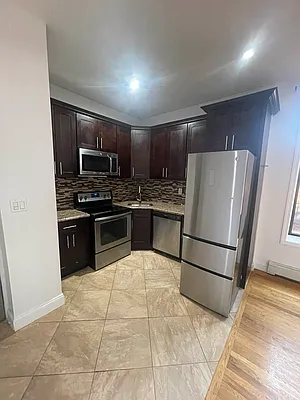 Rented by Hagstrom Management Inc | media 17