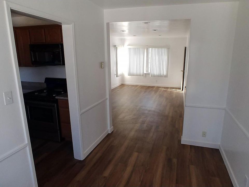 Dining Room view looking towards Living Room
