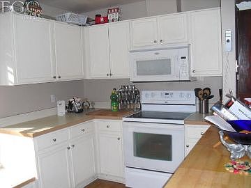 4th image of 1422 Gerald Ave