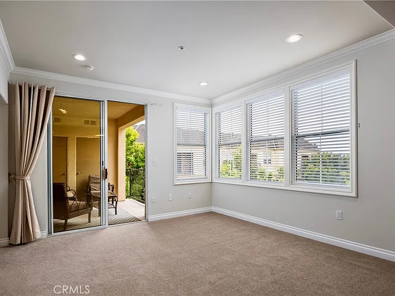 2436 Watermarke Pl — Photo 2