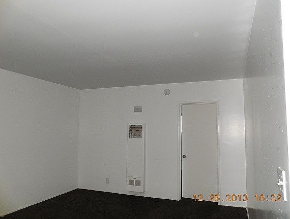 2nd image of 109 N Cedar Ave APT 5