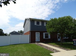 3590 Gregway Dr, Chambersburg, PA 17202