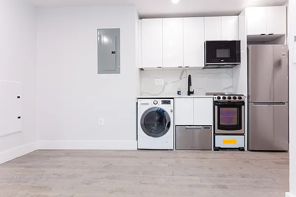 Rented by Compass | media 2