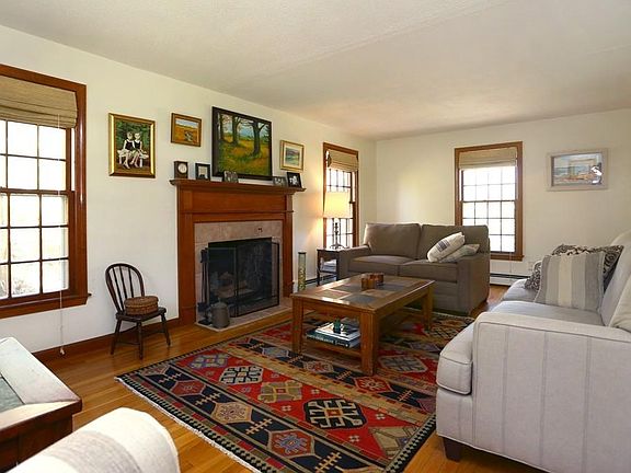 4th image of 6 Finnegan Way