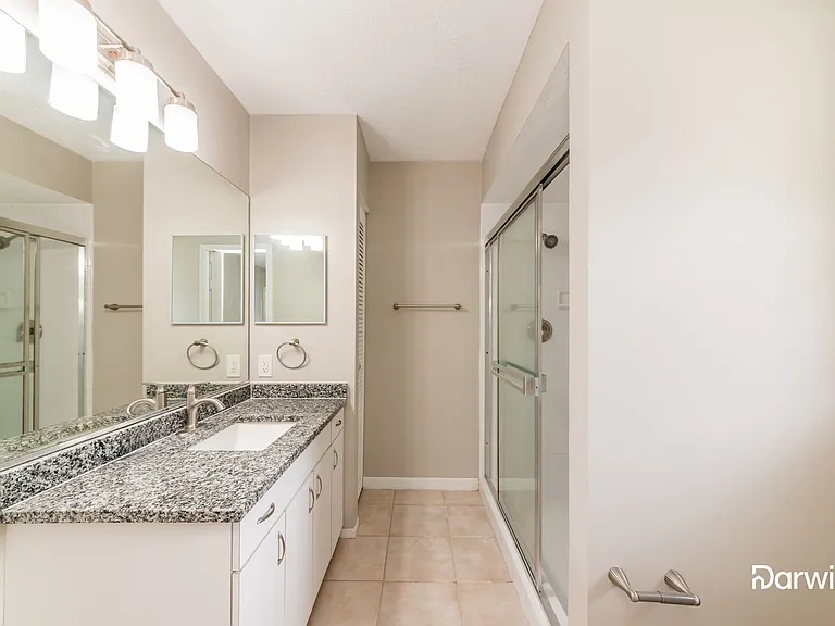 4614 34th Ct E — Photo 10