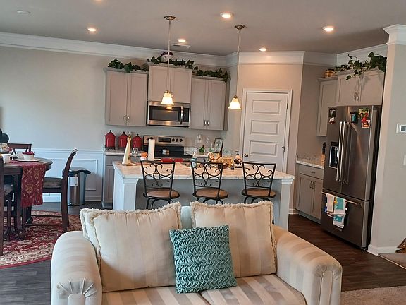 Kitchen, Sitting, and Breakfast Area