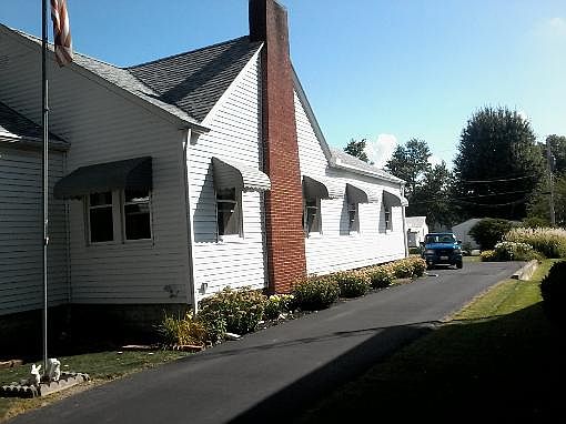 3rd image of 429 N Sandusky Ave