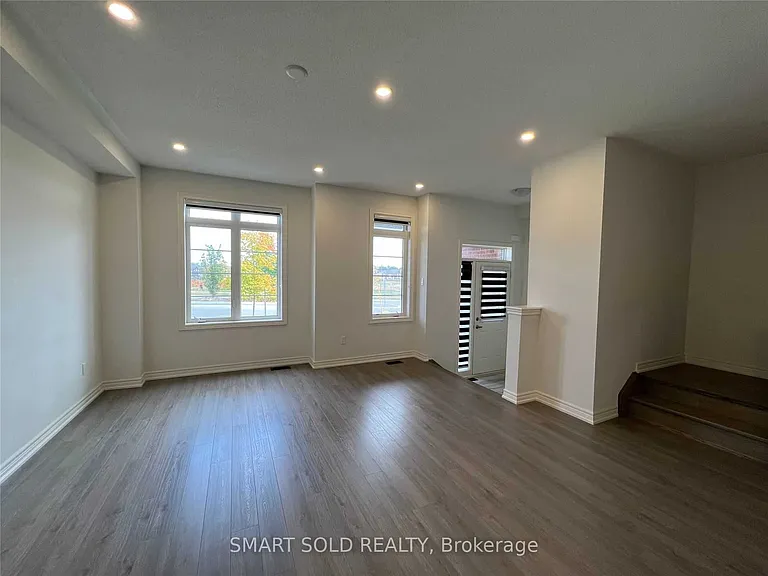 1046 Murrell Blvd — Photo 8