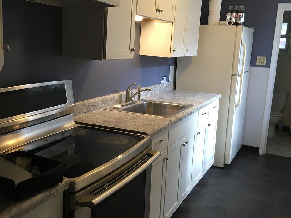 New kitchen; refrigerator and stove included