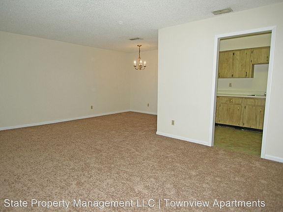 2nd image of 38100 Townview Ave APT 206