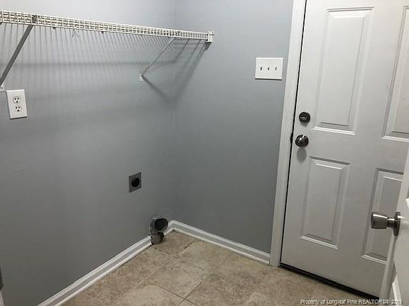 5th image of 3605 Lubbock Dr