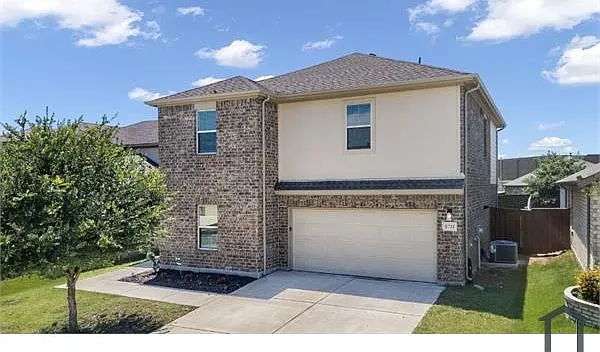 4 bed, 2504 sqft, $3,350 — Photo 3
