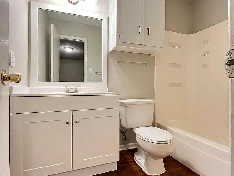 1205 Glenda Dr — Photo 9