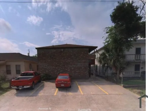 3317 Ursuline St #4, Galveston, TX 77550