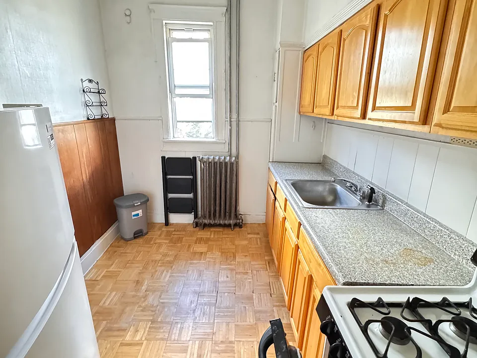 197 Valentine Ln #2-R