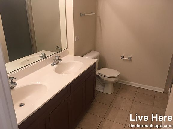 4th image of 1650 Riverwoods Dr #3