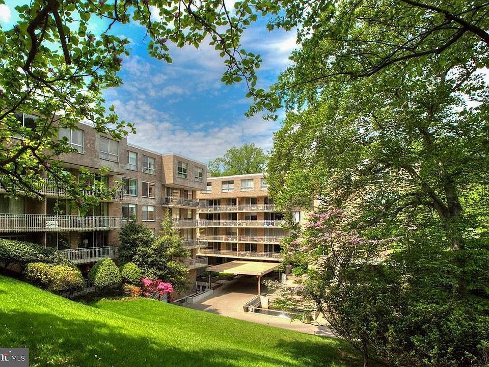 1st image of 4100 Cathedral Ave NW #820