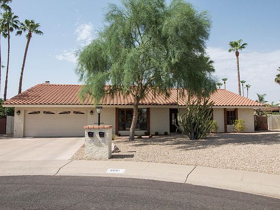 3rd image of 6041 E Crocus Dr