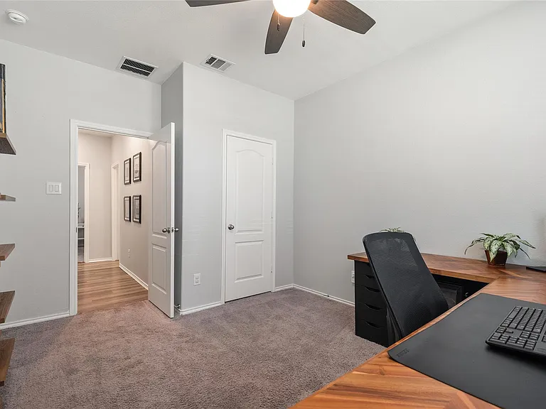 13921 Abraham Lincoln St — Photo 24