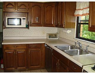5th image of 1306 Woodland Dr