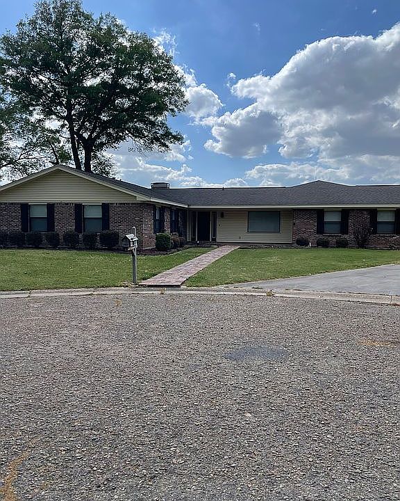 1st image of 10 Bayou Cove Cir