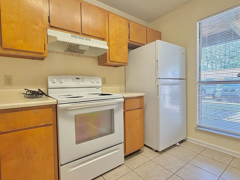 910 Brett Dr #117 — Photo 7