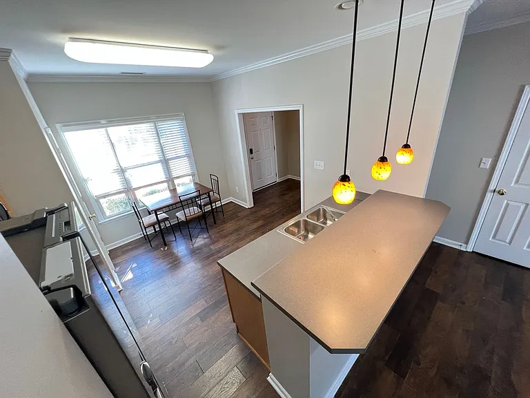 50303 Governors Dr — Photo 16