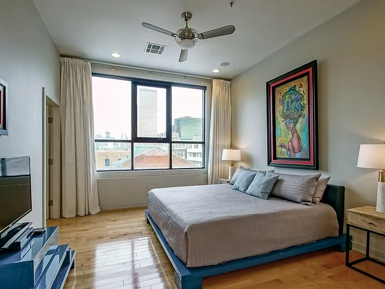 801 Saint Joseph St #1 PENTHOUSE — Photo 22