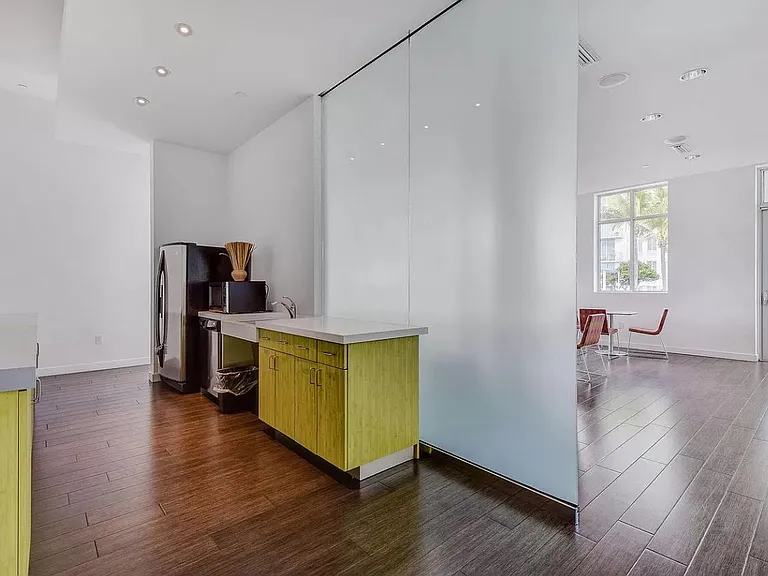 300 S Australian Ave #1115 — Photo 30