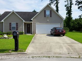 107 Mocha Ct, New Bern, NC 28560