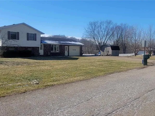 5706 Drenta Cir SW, Navarre, OH 44662
