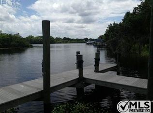 16510 Oakview Cir, Alva, FL 33920