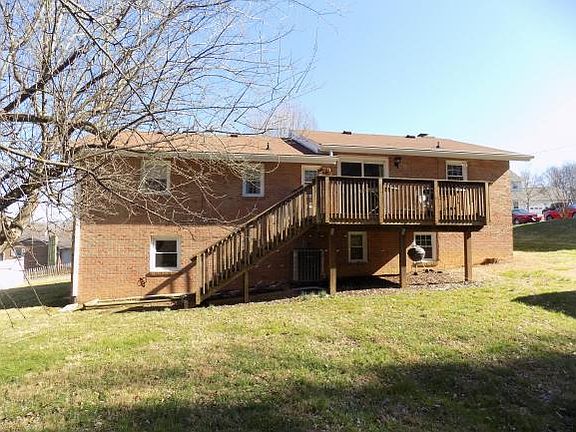 2nd image of 3703 Deepwood Dr