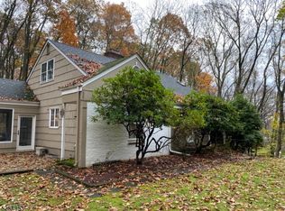 1 High Ridge Rd, Randolph, NJ 07869