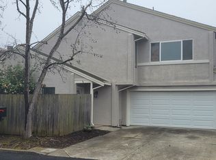 557 Willow Ct, Benicia, CA 94510