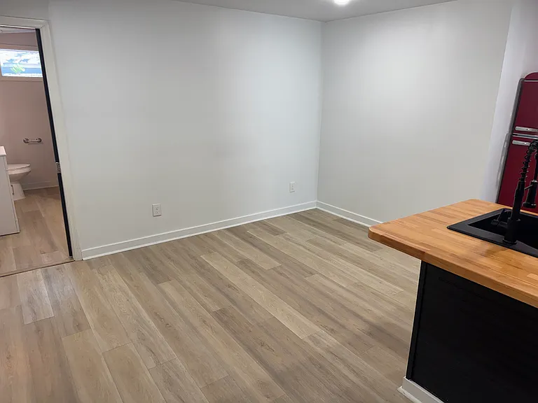 18 Palm Ave #B — Photo 3