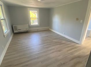 314 Maxwell St, Lake Geneva, WI 53147